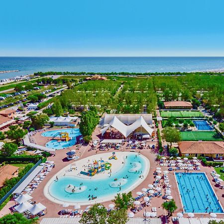 Barricata Holiday Village Scardovari Esterno foto Aerial view of the campsite