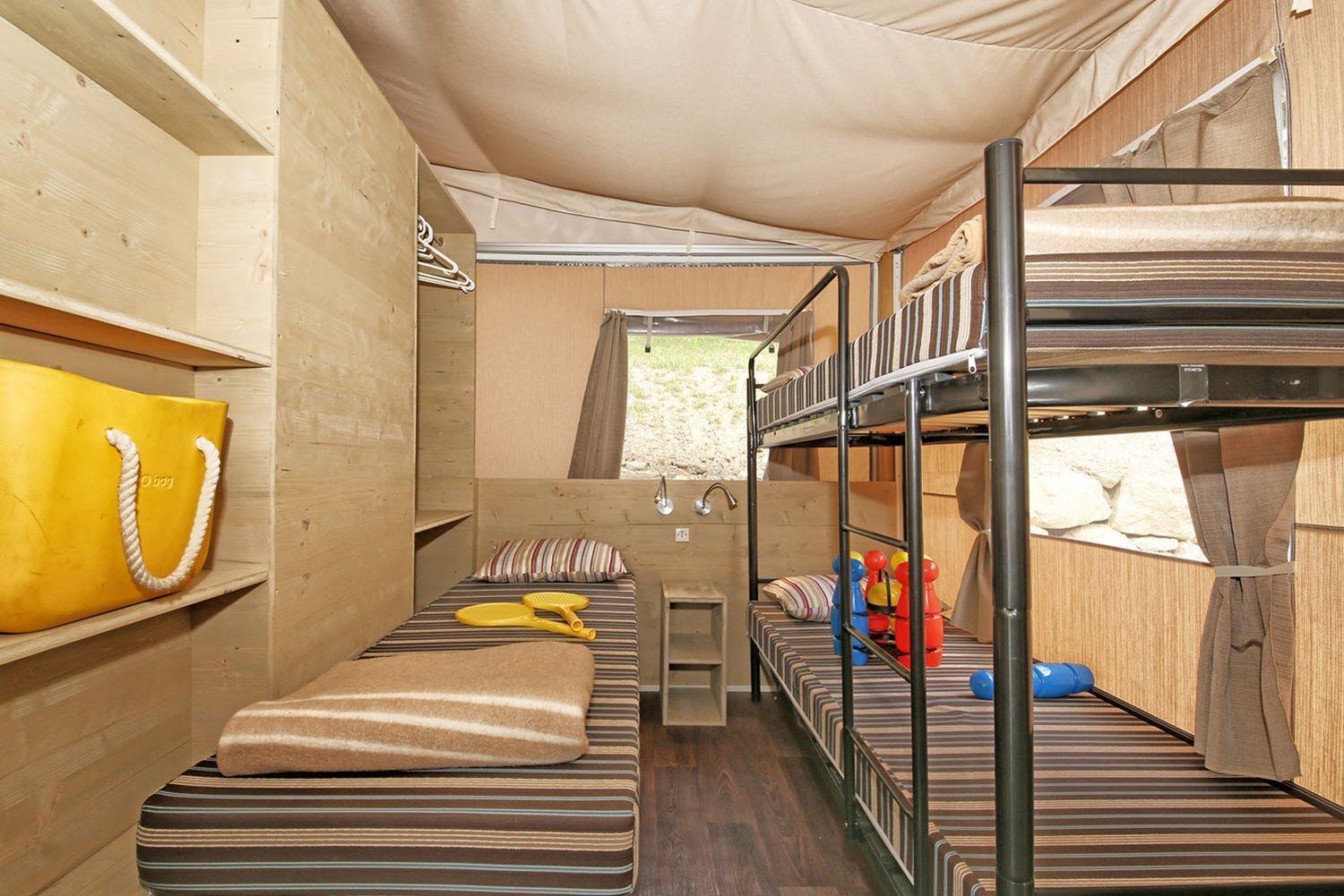 Barricata Holiday Village Scardovari Camera foto Interior of a mobile cabin